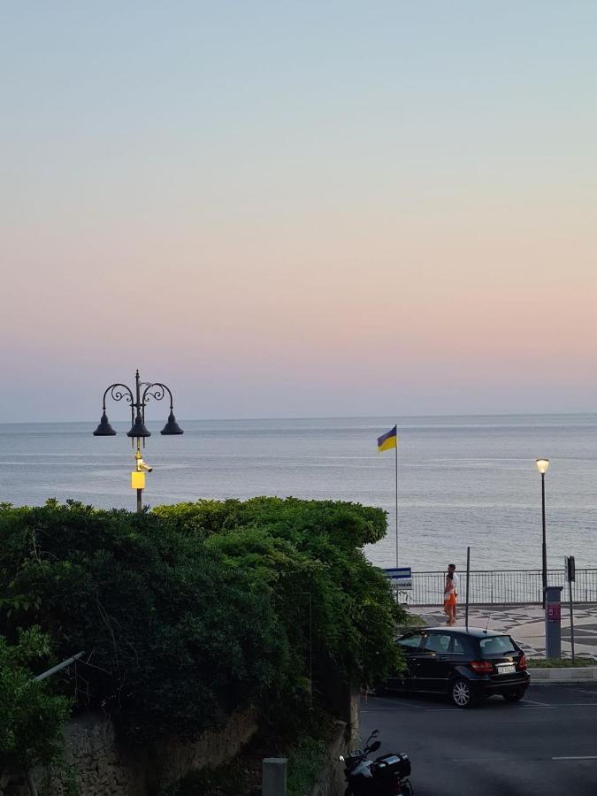 B&B Lungomare דיאמנטה מראה חיצוני תמונה